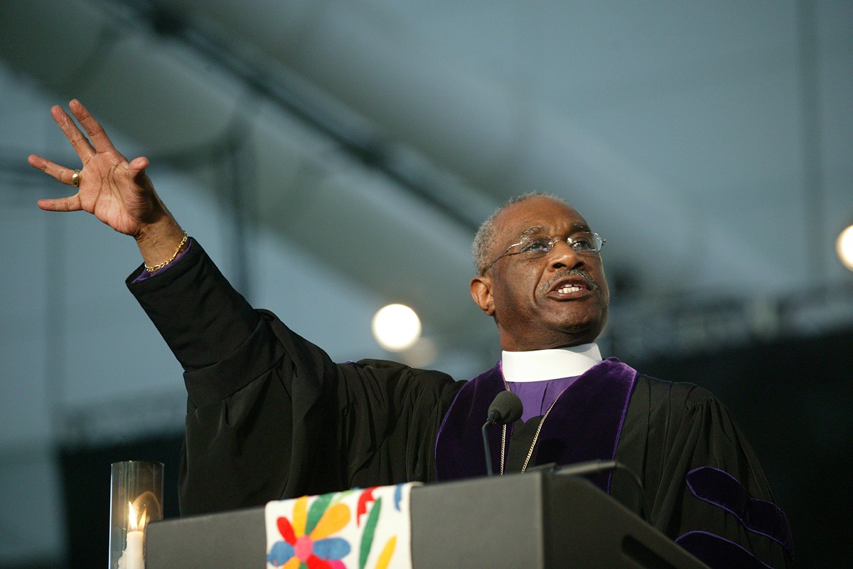 Bishop McKinley Young of the African Methodist Episcopal Church preaches during an ecumenical worship service on May 4 at the United Methodist Church's 2004 General Conference in Pittsburgh. A UMNS photo by Mike DuBose.