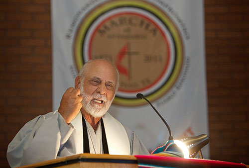 The Rev. Hector Navas speaks at the 2011 meeting of MARCHA — Methodists Associated Representing the Cause of Hispanic Americans. A UMNS file photo by Mike DuBose.