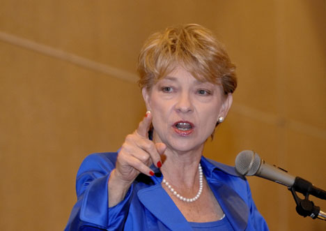 Carol Everett speaks at a luncheon sponsored by Lifewatch during the 2008 United Methodist General Conference. 