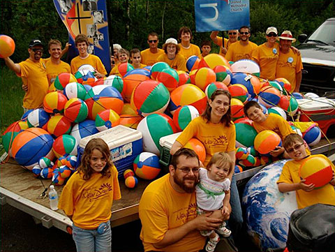New Day United Methodist Church in Big Lake, Minn., promoted Imagine No Malaria at the town's 2011 Spud Fest Parade. Photo courtesy of New Day UMC.
