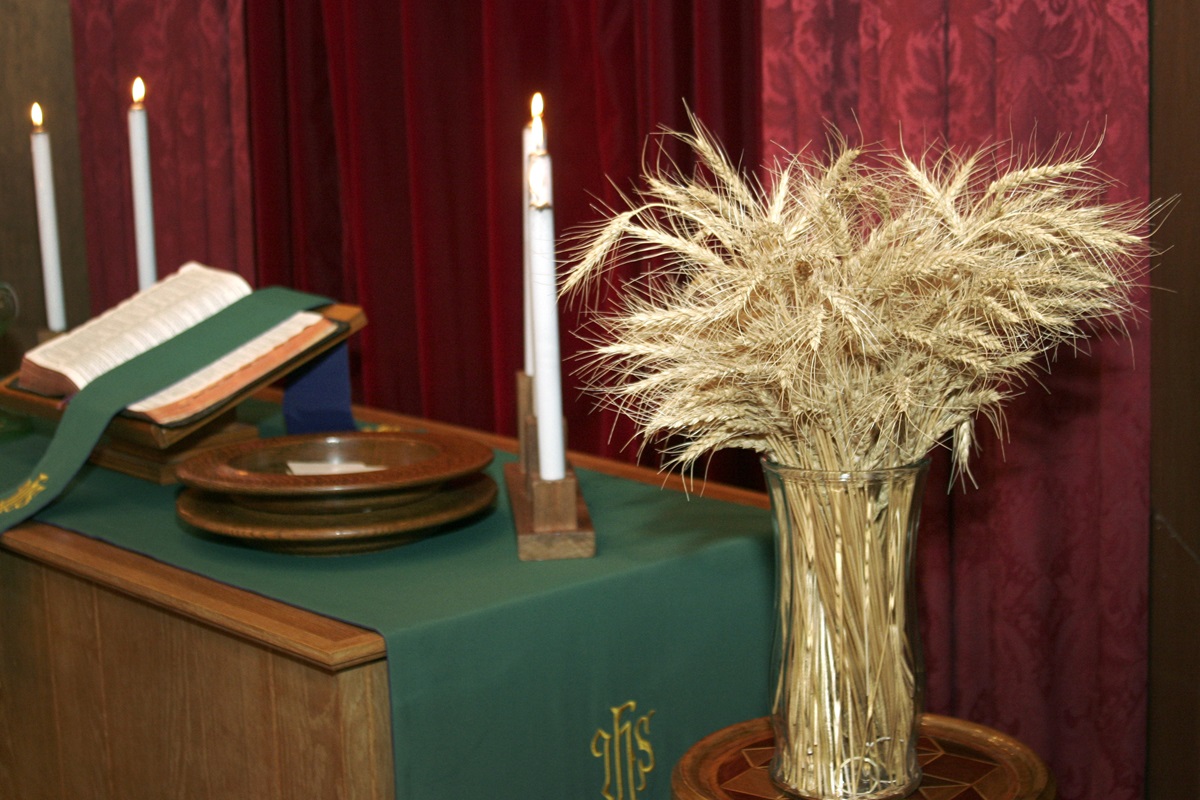 The intimate connection of the rural church to the land is shown in an altar arrangement with wheat during harvest time at Donnybrook United Methodist Church in North Dakota. Photo by Jan Snider, UMNS.