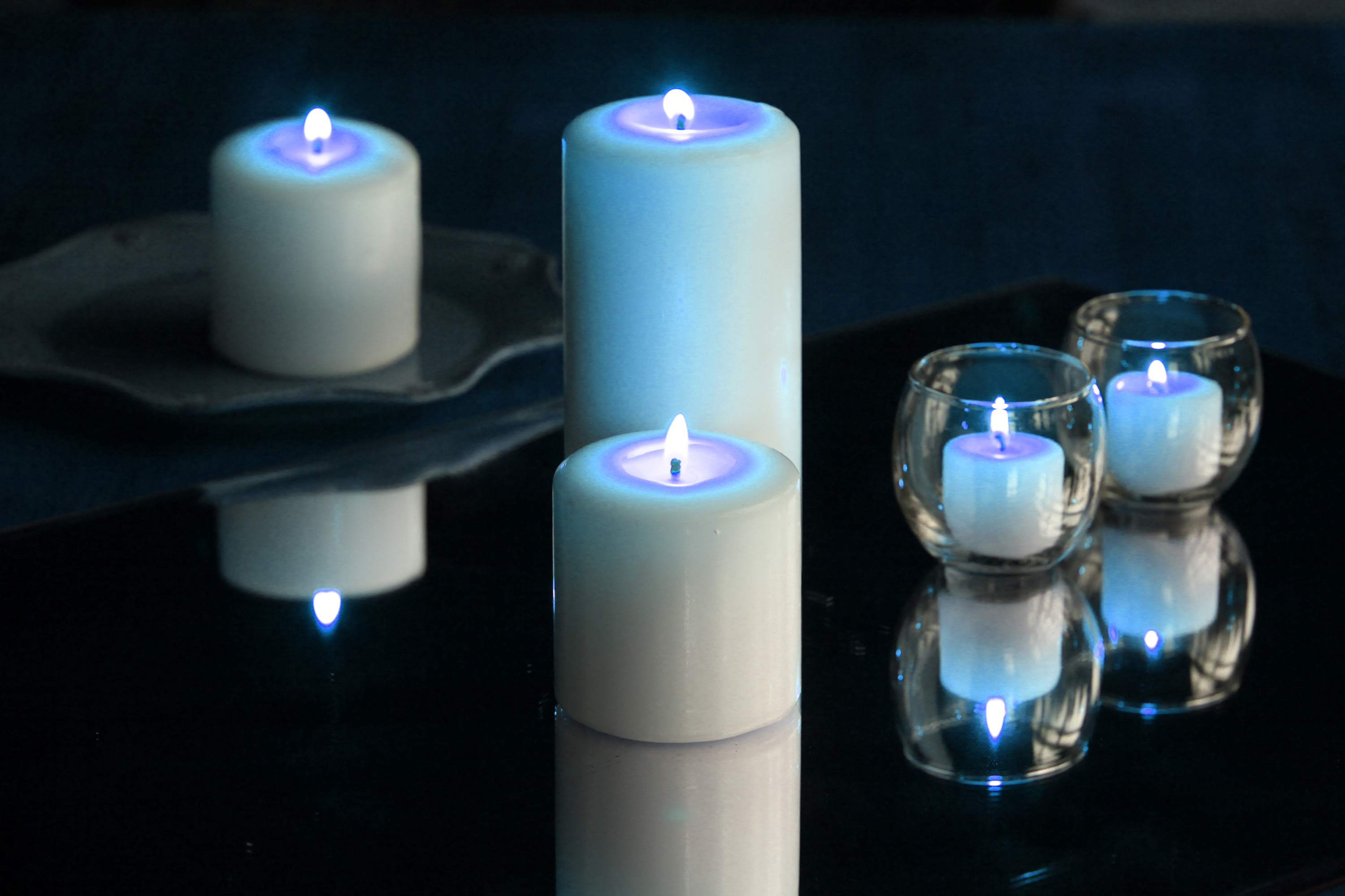 Candles flicker. Photo by Kathleen Barry, United Methodist Communications. 