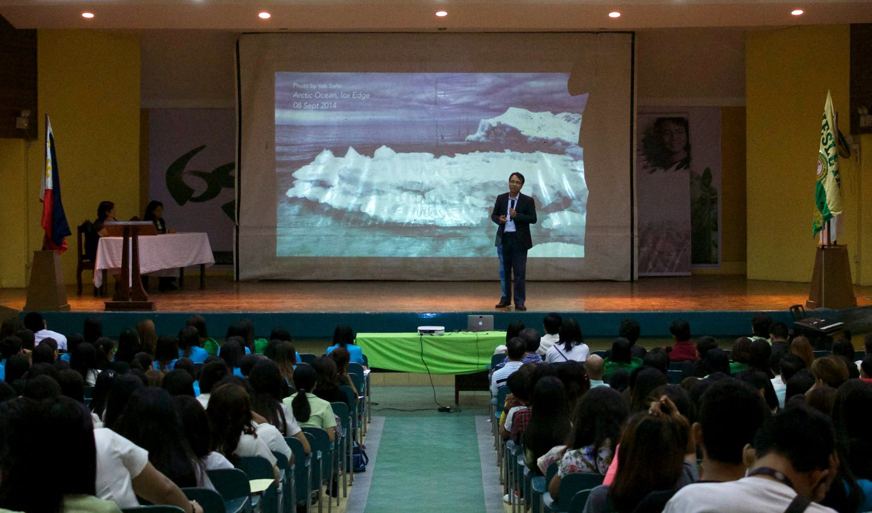 Naderev M. Sano, commissioner of the Philippines Climate Change Commission, lectures during a Climate Justice forum held at Wesleyan University-Philippines located in  Cabanatuan City. Photo by Gladys Mangiduyos
