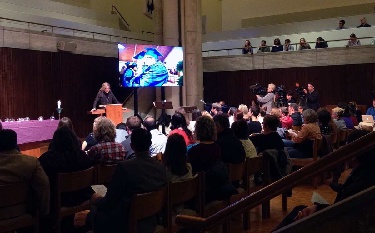 Candler School of Theology holds a vigil for “Life, Light & Solidarity” for Kelly Gissendaner at Cannon Chapel. Gissendaner is facing execution in Georgia. At the podium is Elizabeth Bounds. 