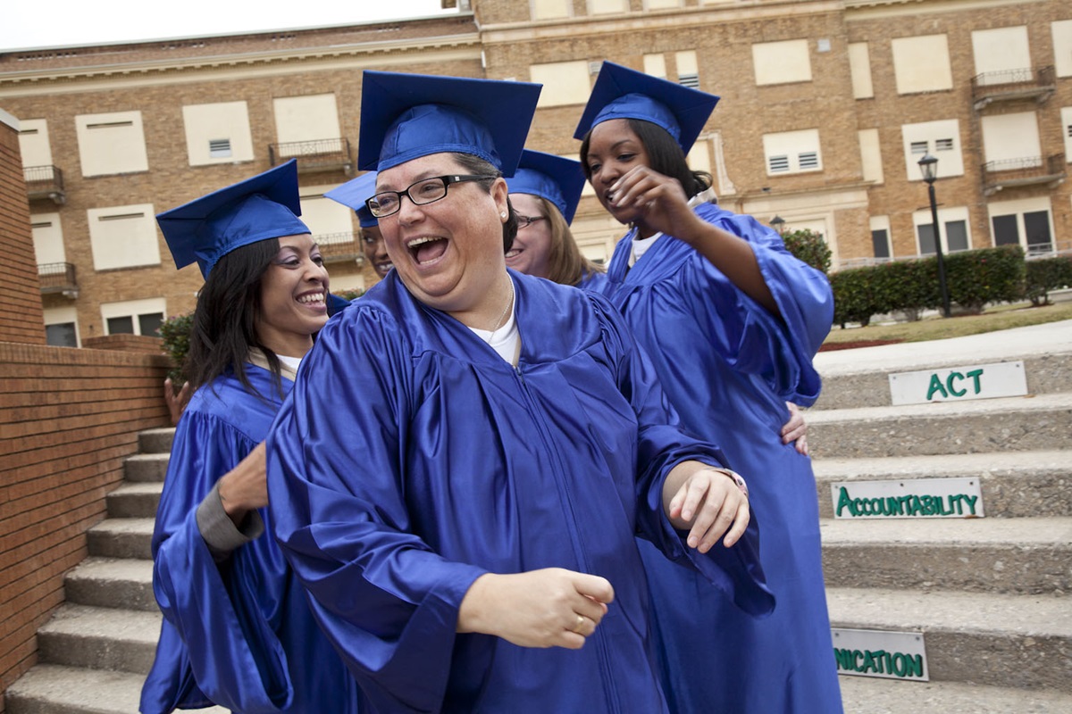 Kelly Gissendaner during her 2011 graduation at Arrendale State Prison. 