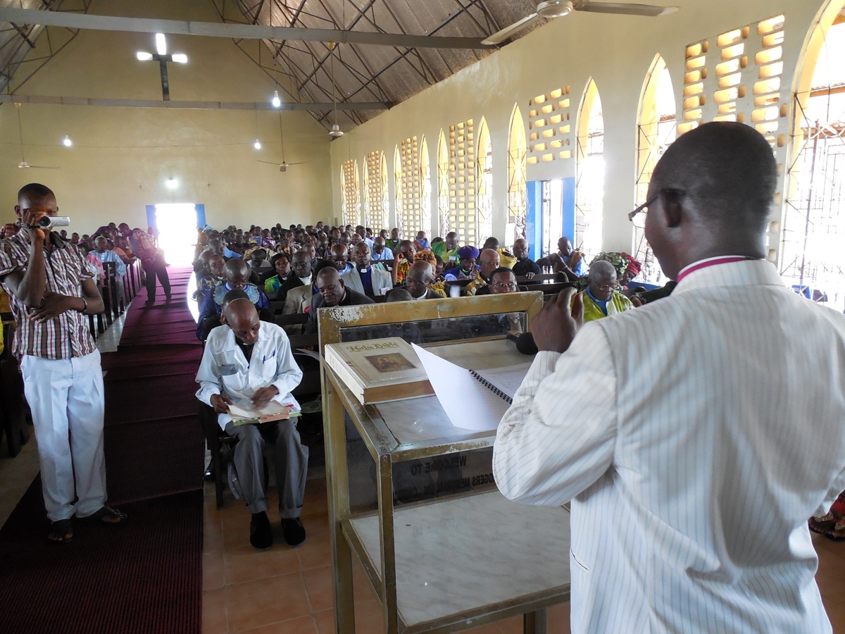 Bishop John K. Yambasu reads his episcopal speech on April 25 to delegates at the Sierra Leone Conference held at Rogers Memorial United Methodist Church in Bo, Sierra Leone.