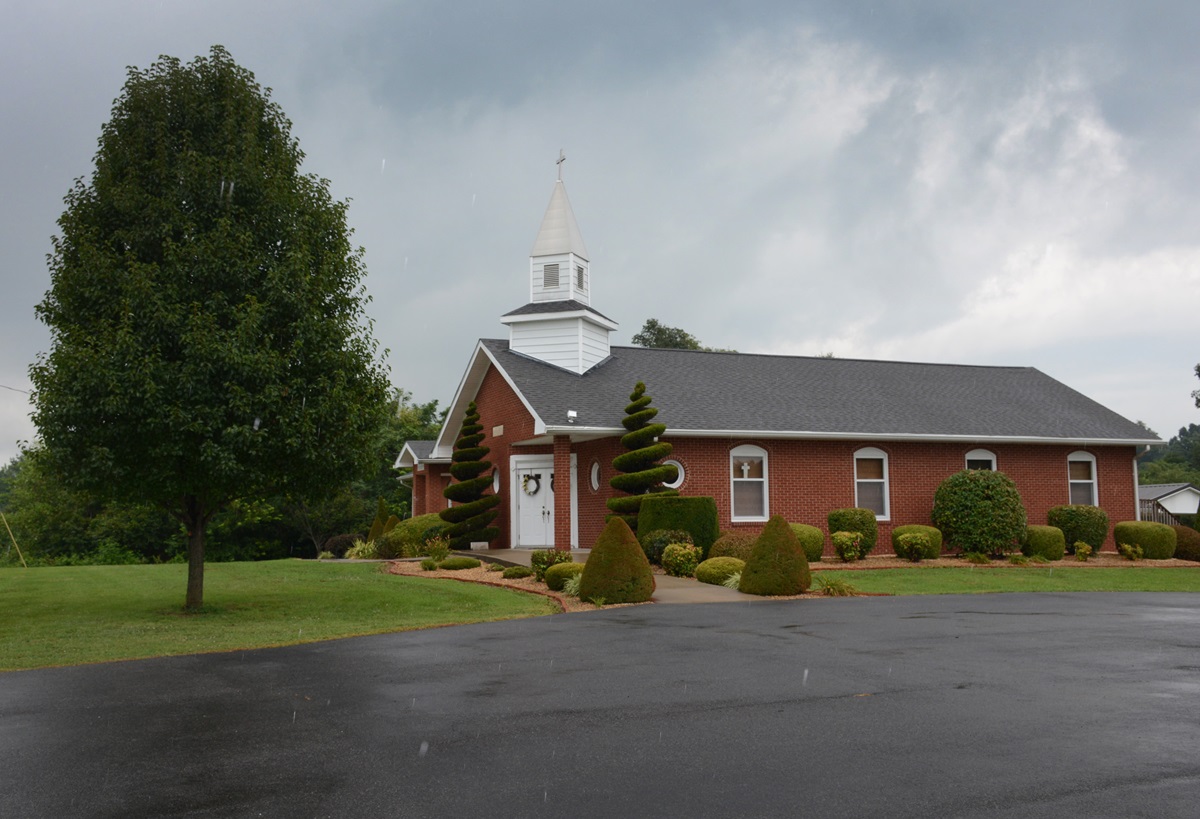 The Illinois Great Rivers Conference has filed a lawsuit to keep the property being used by  Ohio Chapel, a breakaway congregation in Grand Chain, Ill. Photo by Paul Black, Illinois Great Rivers Conference