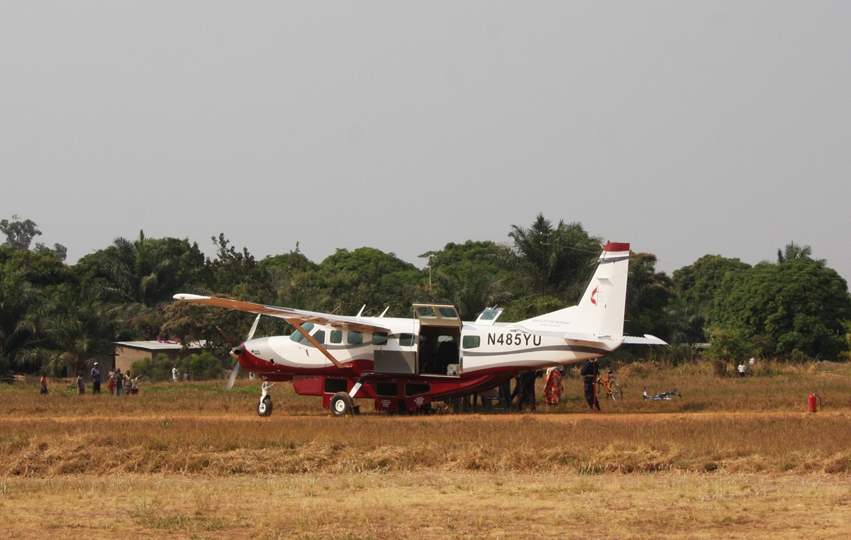 Wings of the Morning lands at the airport in Kamina, Democratic Republic of Congo. A UMNS photo by Vicki Brown. 