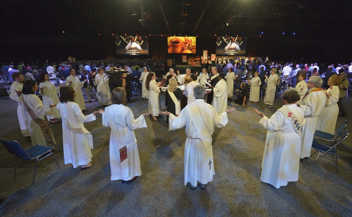 Opening worship of the 2016 United Methodist General Conference in Portland, Ore., on May 10. Photo by Paul Jeffrey, UMNS.