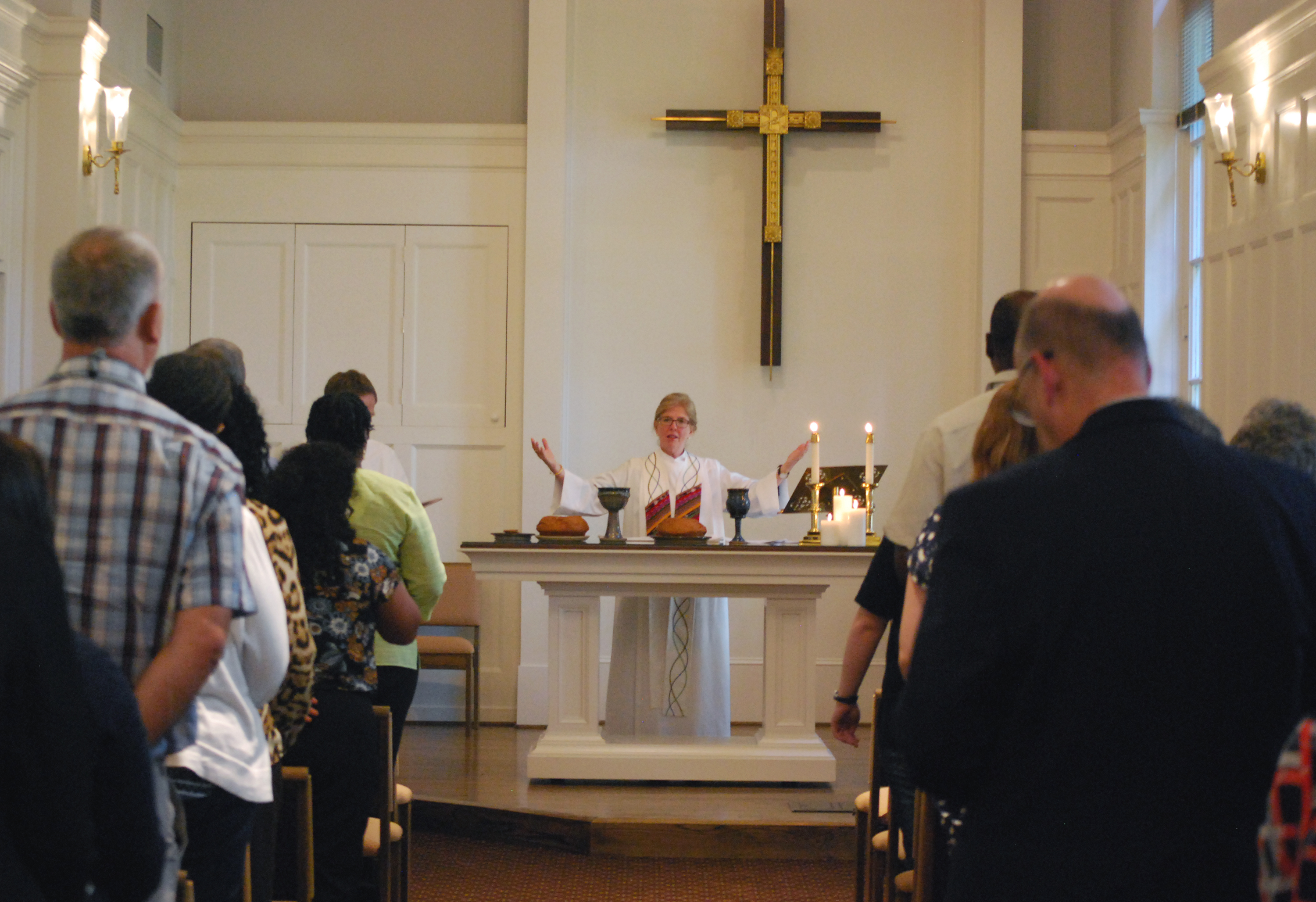 The Rev. Susan Henry-Crowe, top executive of the United Methodist Board of Church and Society, presides over communion during the board’s Sept. 23 worship service at the chapel in the United Methodist Building on Capitol Hill. 