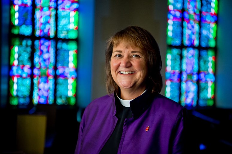 Entrevista con la Obispa Karen Oliveto líder de Sky Mountain United