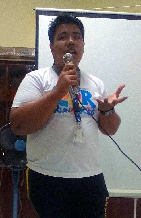 Filipino United Methodists are expressing opposition to the proposed return of the death penalty, which was abolished in 2006. Nathaniell Capinpin, a student who took part in the dialogue, said the bill excluded crimes such as rape but allowed for drug-related crimes. Photo by Gladys Mangiduyos, UMNS.