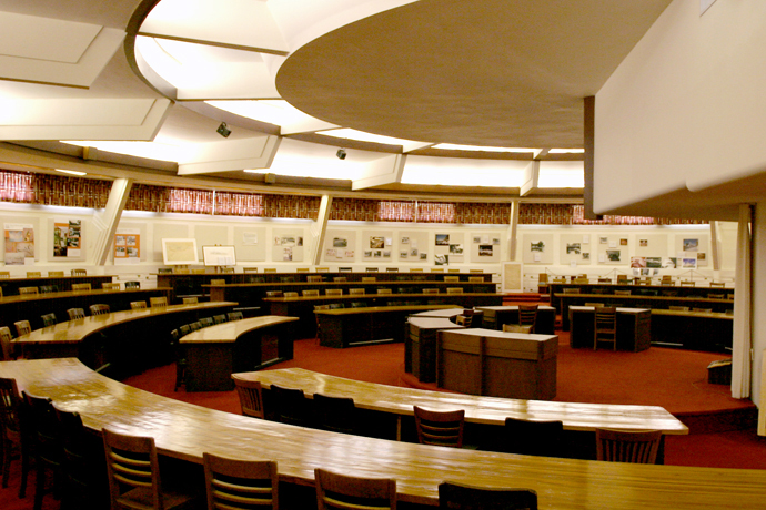 The Hollis Room is the reading room of the original E. T. Roux Library designed by architect Frank Lloyd Wright for Florida Southern College. The college outgrew the library and built a new building in the 1960s. Today, the Hollis Room is used for lectures and special events. Photo courtesy of Florida Southern College.
