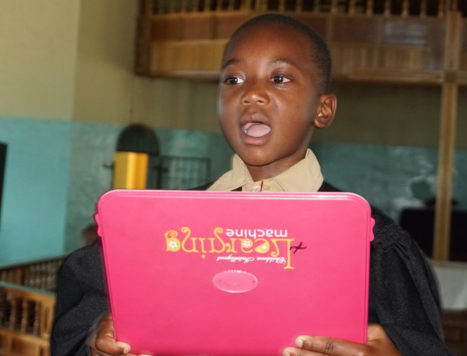 Church in Zimbabwe introduces kids to computers