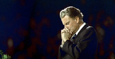 Rev. Billy Graham in prayer. Photo courtesy of the Billy Graham Evangelistic Association Rev. Billy Graham in prayer. Photo courtesy of the Billy Graham Evangelistic Association