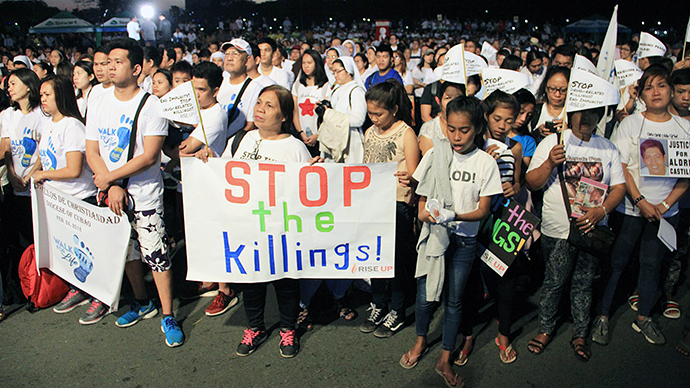 United Methodists joined human rights advocates and families of victims of drug-related killings at an ecumenical Walk for Life and prayer rally Feb. 24 in Manila. Photo courtesy of Jsr Grafix.