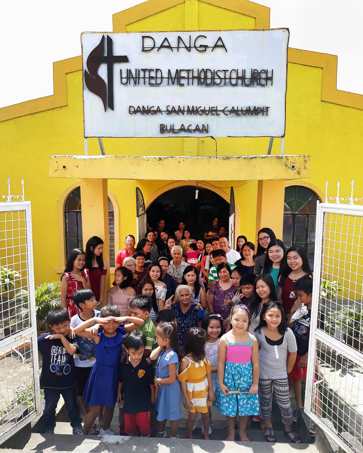 Attendance has almost tripled at Danga United Methodist Church in Calumpit, Bulacan, Philippines, due to an outreach program called Banyuhay. Many of the program’s participants and their families and neighbors have joined the church. Photo courtesy of The Rev. Mienie N. Tolentino. 