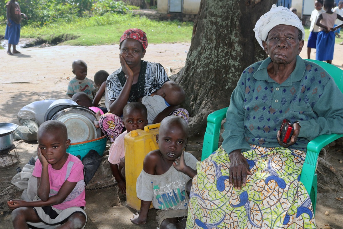 Bembeueza Solonge (center, holding baby) and her family make their home under a tree for lack of shelter after flooding in Kivu, Congo. Nine people have died and thousands of homes and buildings have been destroyed, including United Methodist schools and churches. Photo by Philippe Kituka Lolonga, UMNS.