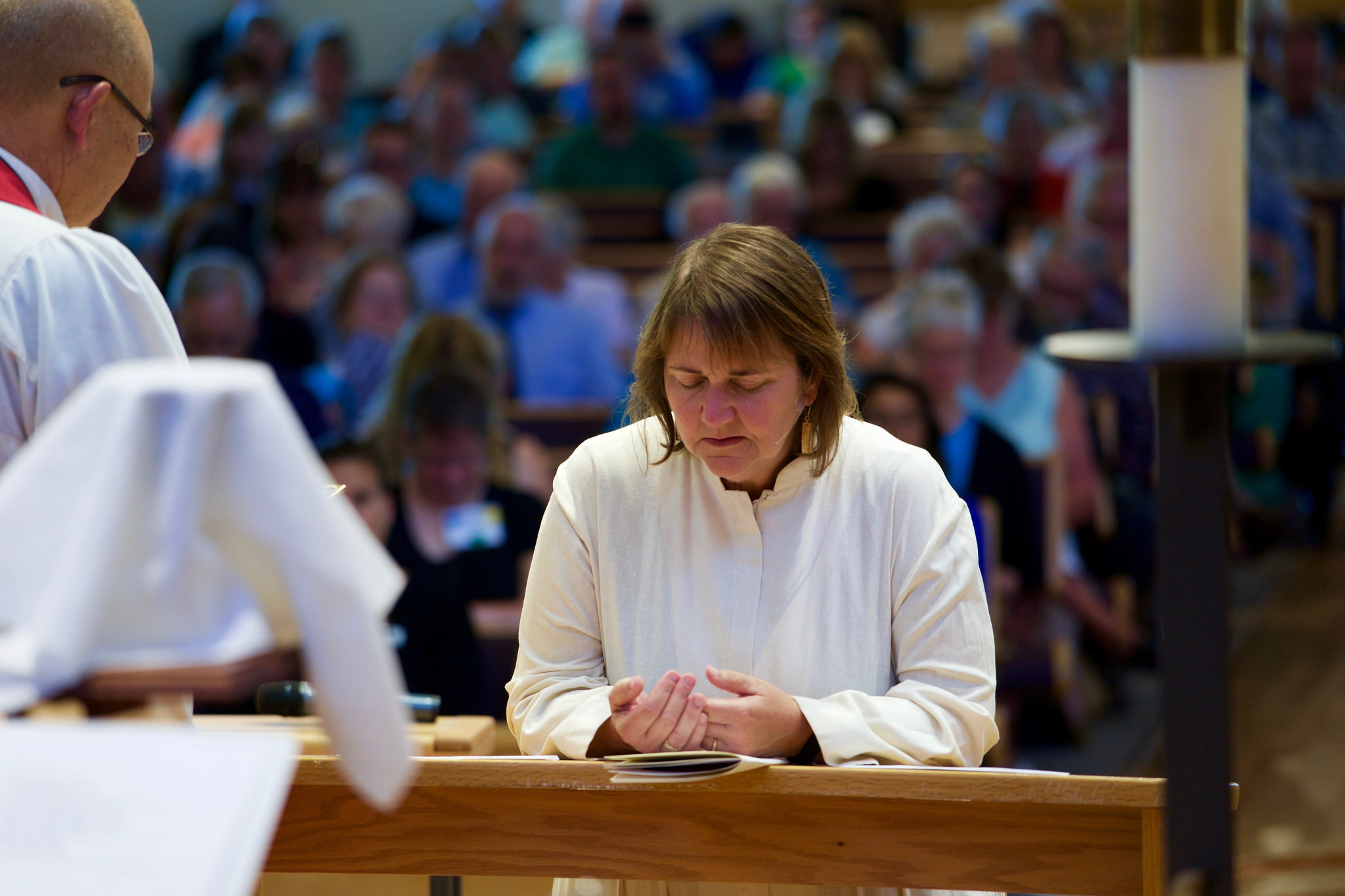 Married lesbian consecrated United Methodist bishop pic