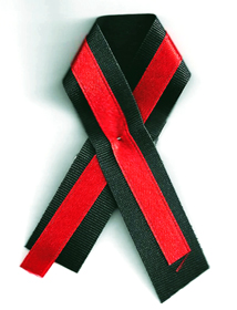 Ribbons of red and black - the school colors - showed support for students at Chardon High School in Ohio and their families. A web-only photo by Richard K. Wolcott, Jr.