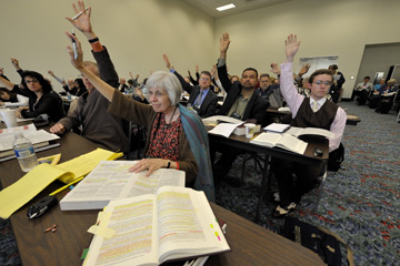 Delegates vote in a legislative committee at the 2008 General Conference. A UMNS file photo by Paul Jeffrey.