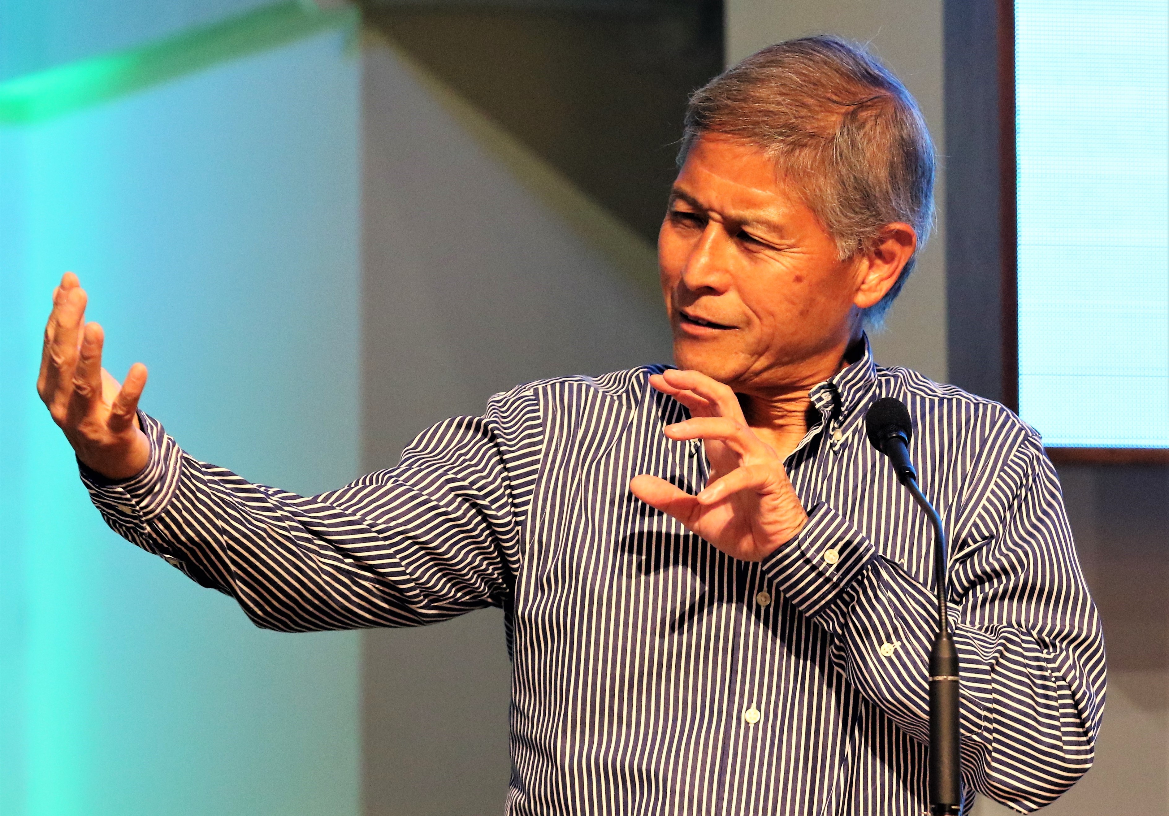  Bishop Hagiya preaches at the opening worship service during the 2018 Ohana Conference. Photo by the Rev. Thomas Kim, UMNS.