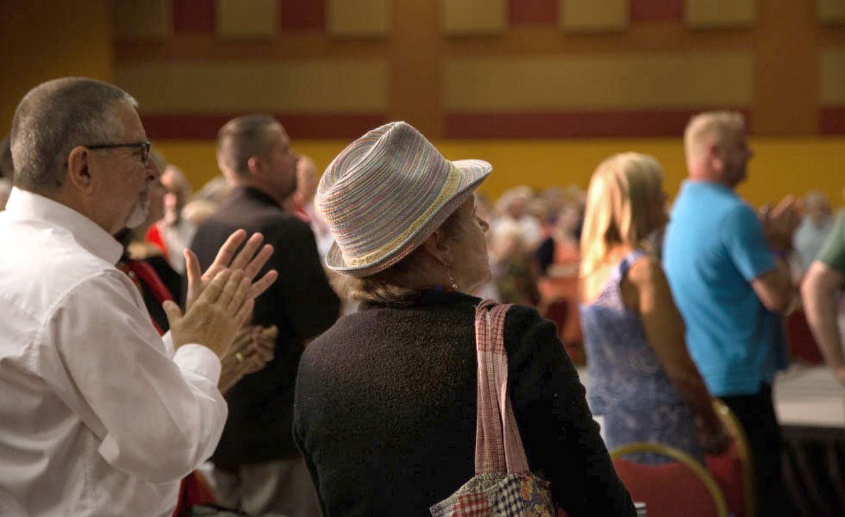 United Methodists in the Desert Southwest Annual Conference approve a resolution calling for end to separating immigrant families. At least 18 of the 54 U.S. conferences approved resolutions in support of welcoming immigrants. Photo by Barry Doyle. United Methodists in the Desert Southwest Annual Conference approve a resolution calling for end to separating immigrant families. At least 18 of the 54 U.S. conferences approved resolutions in support of welcoming immigrants. Photo by Barry Doyle.