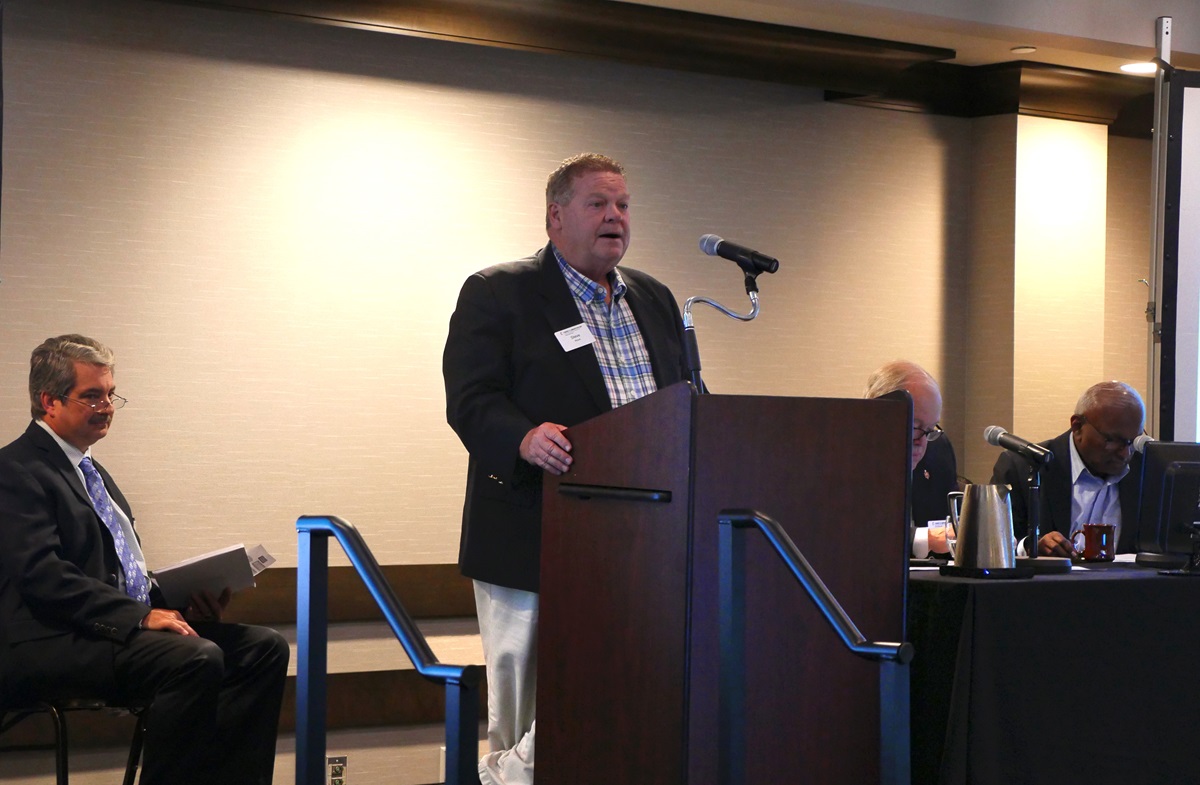 The Rev. Steve Wood presents information on the general church budget to the fellow board members of the General Council on Finance and Administration. Rick King, the agency’s chief financial officer, is at left. The board is recommending substantially cutting the 2021-24 general-church budget in hopes of keeping more funds in U.S. local churches. Photo by Heather Hahn, UMNS. The Rev. Steve Wood presents information on the general church budget to the fellow board members of the General Council on Finance and Administration. Rick King, the agency’s chief financial officer, is at left. The board is recommending substantially cutting the 2021-24 general-church budget in hopes of keeping more funds in U.S. local churches. Photo by Heather Hahn, UMNS.