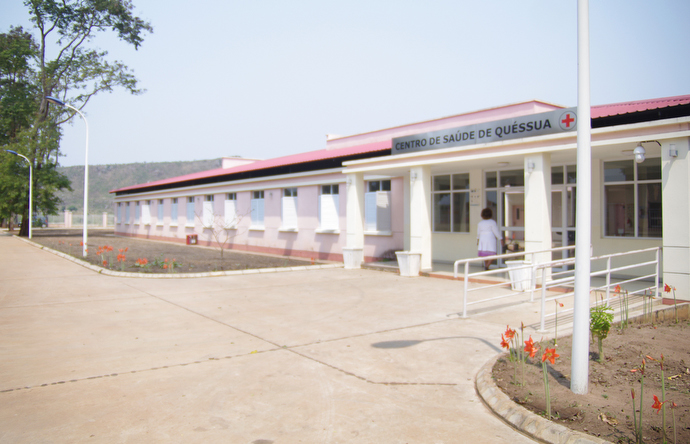The Quessua Health Center was built by the government of Angola in 2015. The Florida Conference of The United Methodist Church is hoping to bring doctors and technicians to help staff the facility. Photo by the Rev. Gustavo Vasquez, UMNS.