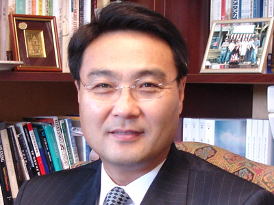 Rev. James Chongho Kim