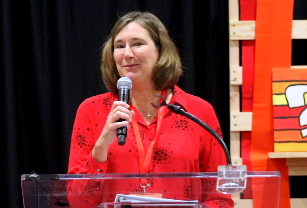 The Rev. Mary Scifres helps lead the 50th anniversary gathering of Christians Engaged in Faith Formation meeting in Des Moines, Iowa. Photo by the Rev. Arthur McClanahan.