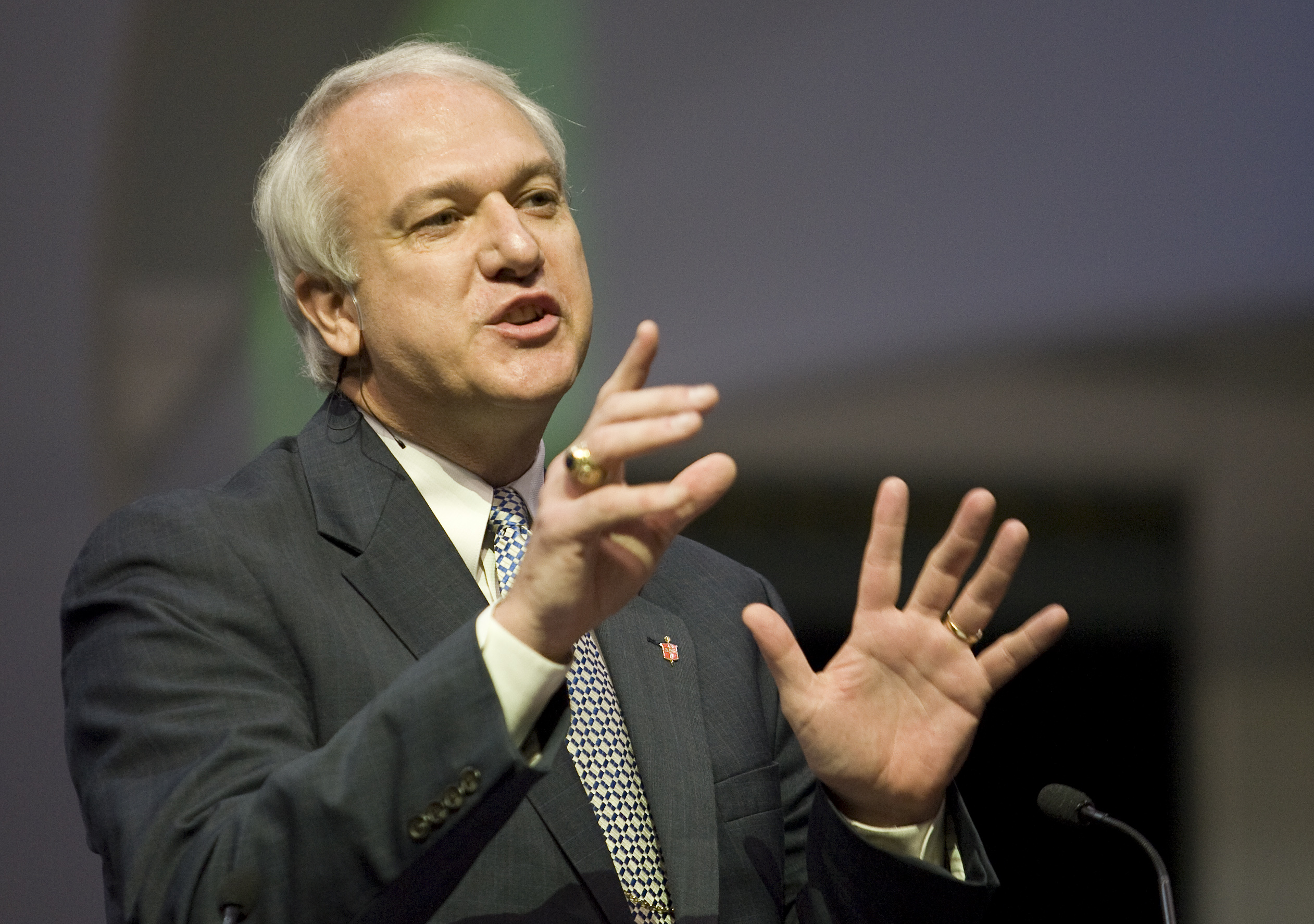 Bishop Thomas Bickerton speaks during the 2008 United Methodist General Conference in Fort Worth, Texas. Photo by Mike DuBose, UMNS. 