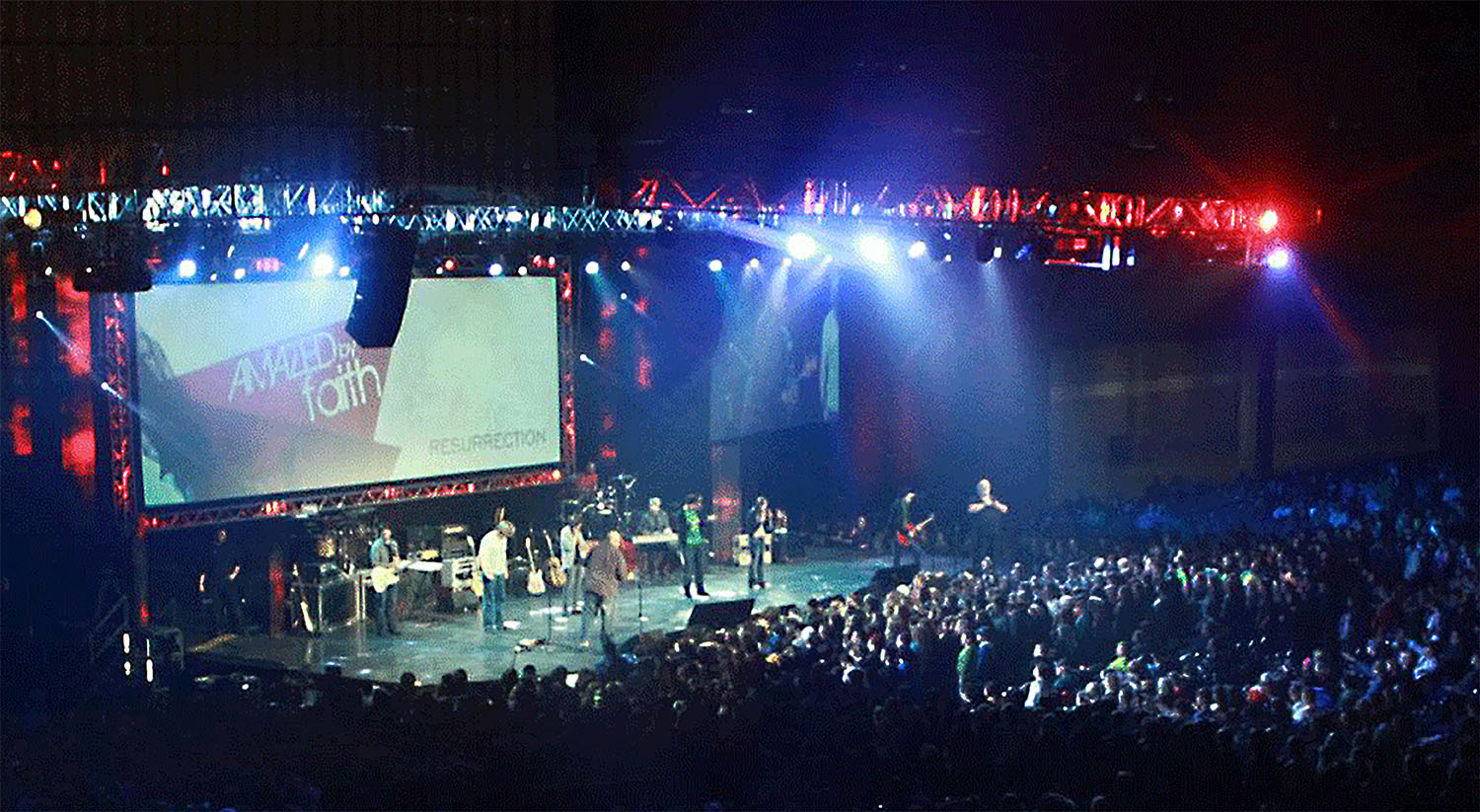 Concierto durante el festican juvenil "Resurreccion" 2019, organizado por la Conferencia Anual de Holston de La Iglesia Metodista Unida. Foto cortesía de la Conferencia Anual de Holston.