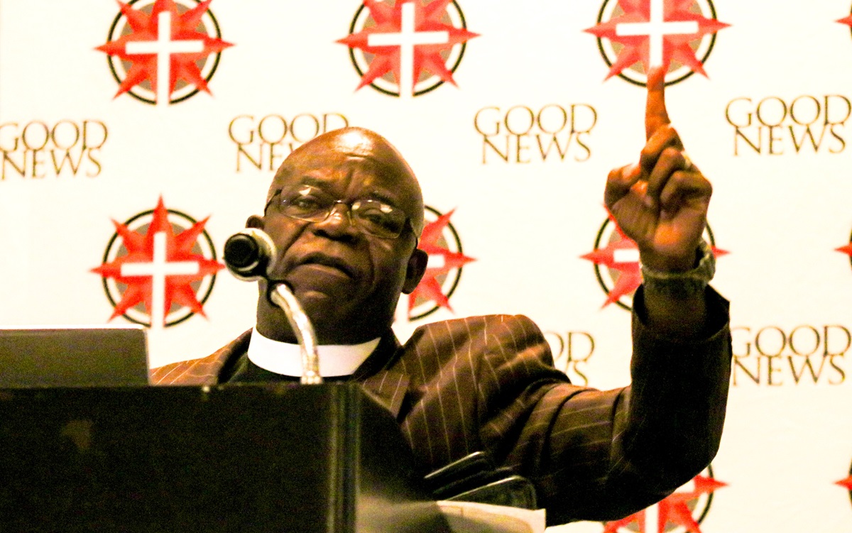 Le révérend Jerry Kulah a plaidé en faveur du Plan Traditionnel Modifié lors d'un petit-déjeuner organisé le 23 février par Good News, un caucus traditionnel non officiel de l'Église Méthodiste Unie. Le petit-déjeuner a attiré une foule nombreuse dans un hôtel de St. Louis le jour de l'ouverture de la Conférence Générale de 2019. Photo de Steve Beard, Good News. Le révérend Jerry Kulah a plaidé en faveur du Plan Traditionnel Modifié lors d'un petit-déjeuner organisé le 23 février par Good News, un caucus traditionnel non officiel de l'Église Méthodiste Unie. Le petit-déjeuner a attiré une foule nombreuse dans un hôtel de St. Louis le jour de l'ouverture de la Conférence Générale de 2019. Photo de Steve Beard, Good News.