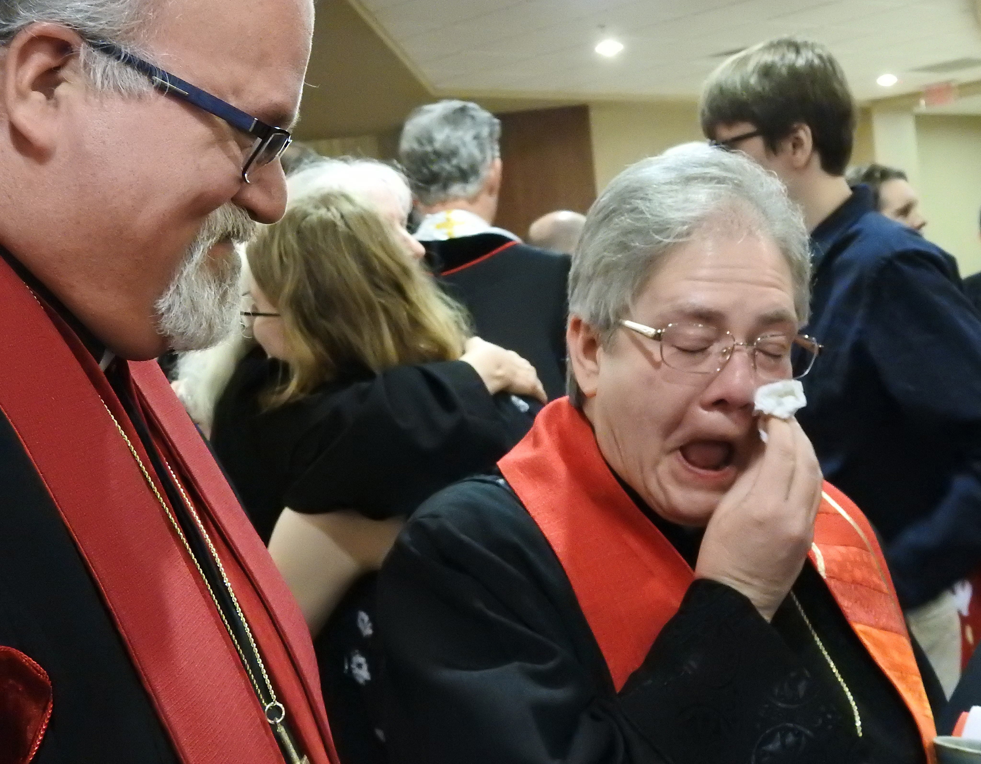 North Texas Conference ordains openly gay pastor