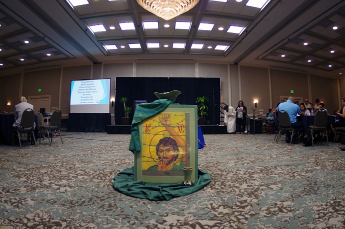 Cerca de 200 personas se dieron cita en la apertura de la 48va asamblea anual del caucus hispano-latino MARCHA (Metodistas Asociados Representando la Causa hispano Americana), la cual estuvo enfocada en analizar y preparar a la comunidad hispano-latina para afrontar el impacto de las decisiones que se tomarán en la Conferencia General 2020 para el futuro de La Iglesia Metodista Unida y sus ministerios. Foto Rev. Gustavo Vasquez, Noticias MU. 
