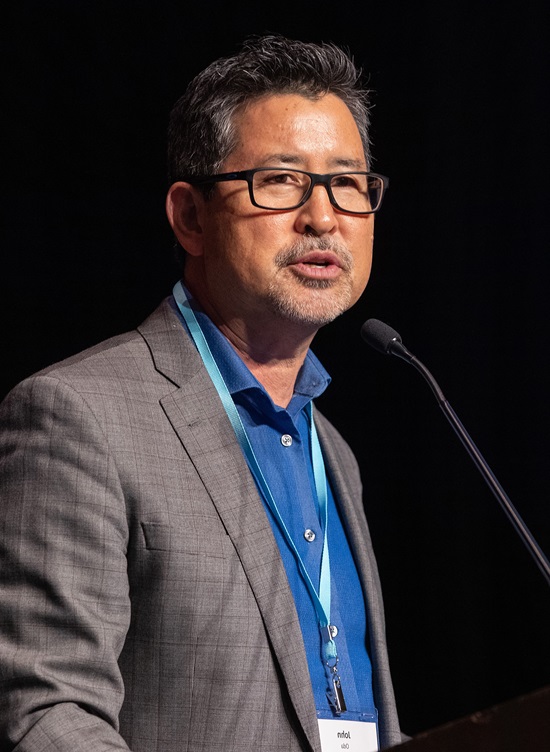 Rev. John Oda, Gerente del Plan para el Ministerio de Lengua Asiático-Americana. Foto Mike DuBose, Noticias MU.