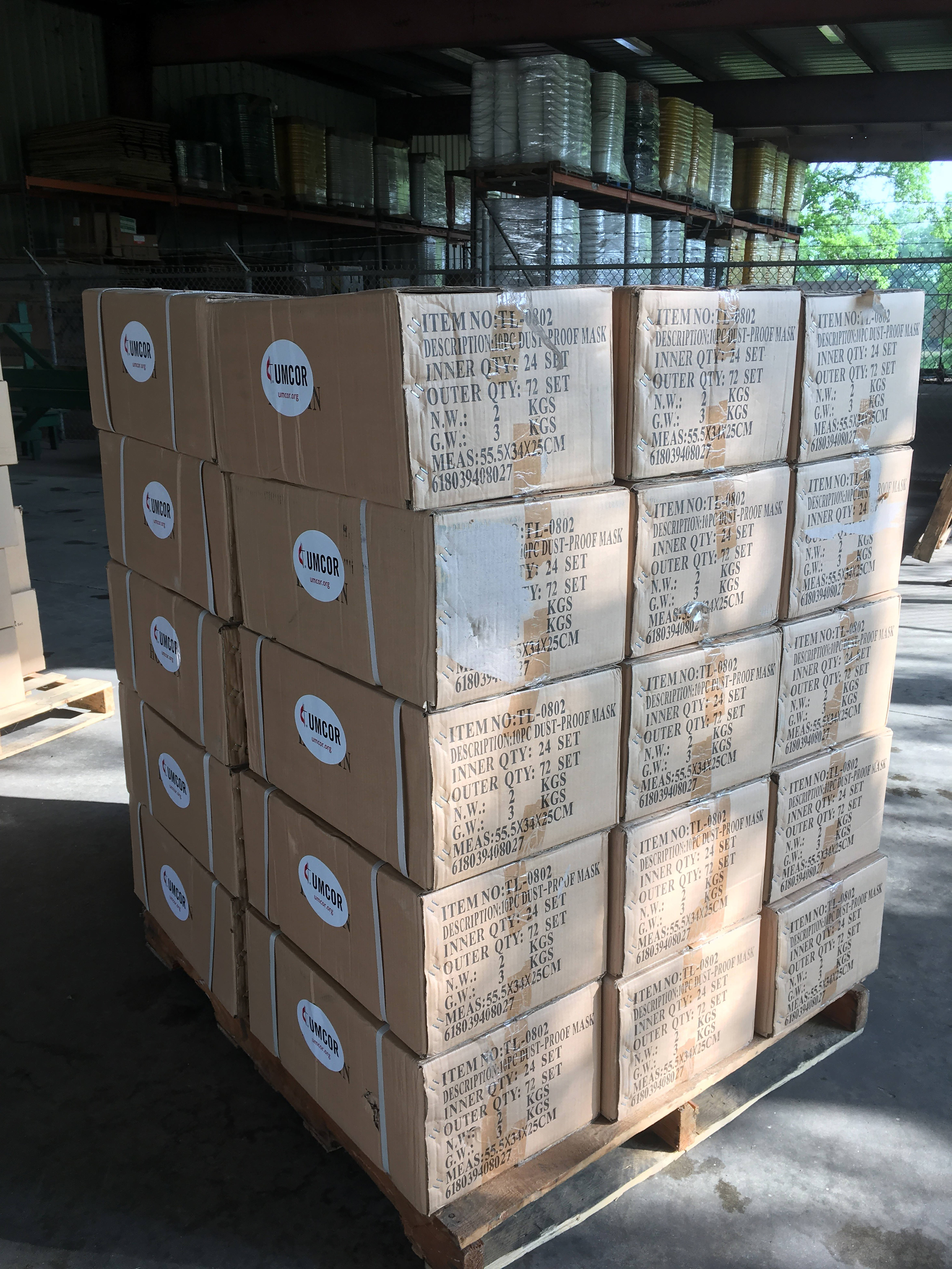 Los kits con suministros de emergencia, se están utilizando para apoyar y proteger a los socorristas y personal médico que están en la primera línea de atención a pacientes del COVID19. Foto por Amy Fuselier, GBGM.