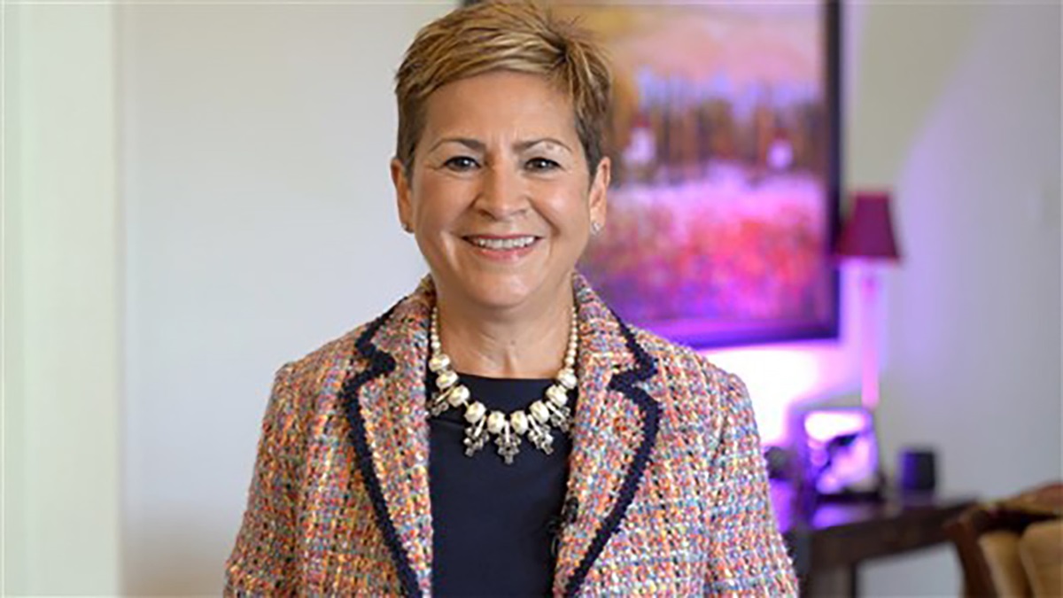 La Obispa Cynthia Fierro-Harvey se dirige a la reunión virtual del Concilio de Obispos/as el viernes pasado después de que fue instalada como nueva Presidenta del Concilio de Obispos/as de la Iglesia Metodista Unida. Foto cortesía del COB.  La Obispa Cynthia Fierro-Harvey se dirige a la reunión virtual del Concilio de Obispos/as el viernes pasado después de que fue instalada como nueva Presidenta del Concilio de Obispos/as de la Iglesia Metodista Unida. Foto cortesía del COB.