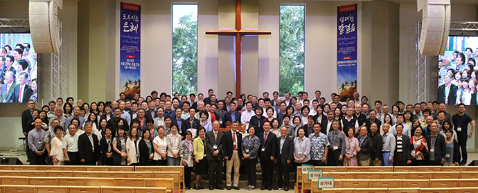 Members of the Association of Korean United Methodists pause for a group photo during a 2019 gathering at the Korean United Methodist Church of South Florida in Tamarac, Fla. Photo by the Rev. Thomas Kim, UM News.