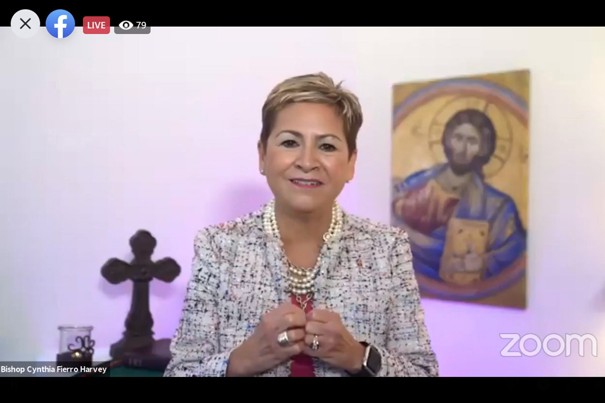 L’Evêque Cynthia Fierro Harvey prononce son premier discours d’ouverture en tant que présidente du Conseil des Evêques le 2 novembre, alors que les évêques de quatre continents entament leur deuxième rencontre en ligne. L’Evêque Harvey a souligné que même en cette période de catastrophes naturelles, de divisions politiques et de pandémie liée à la COVID-19, la compassion de Dieu restait inébranlable. Capture d’écran de la rencontre Zoom via Facebook par UM News.