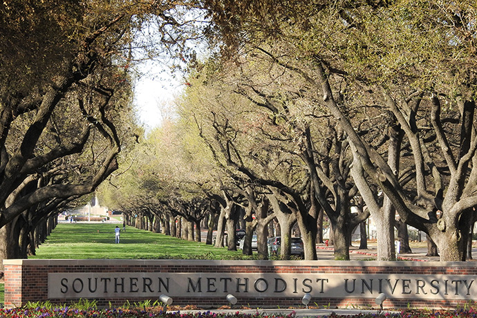 Live oaks line the entrance to Southern Methodist University in Dallas. SMU has been in a lawsuit with the South Central Jurisdictional Conference of The United Methodist Church over who has ultimate control of the school. SMU won in a lower court, but the conference has filed an appeal. Photo by Sam Hodges, UM News.