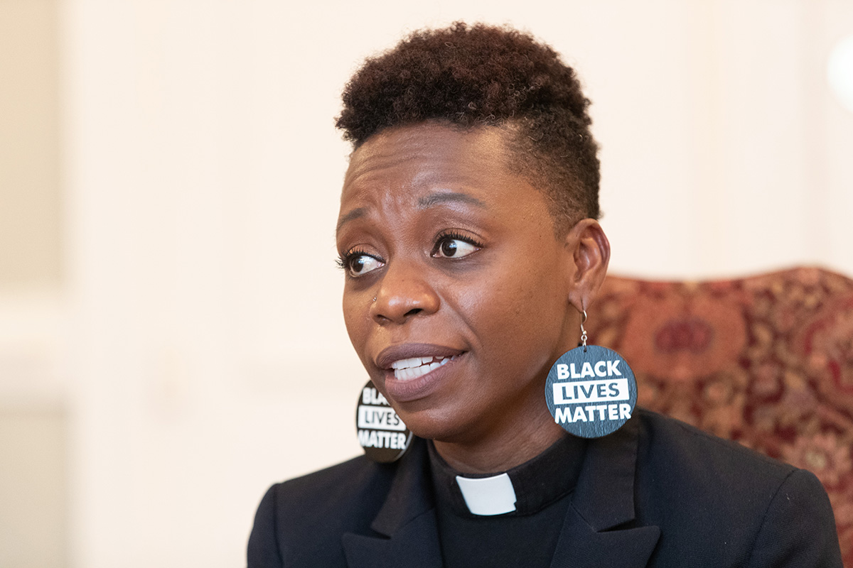 The Rev. Chenda Innis Lee discusses anonymous letters criticizing her appearance that she received from among the congregation at Fairlington United Methodist Church in Alexandria, Va., where she serves as associate pastor. 