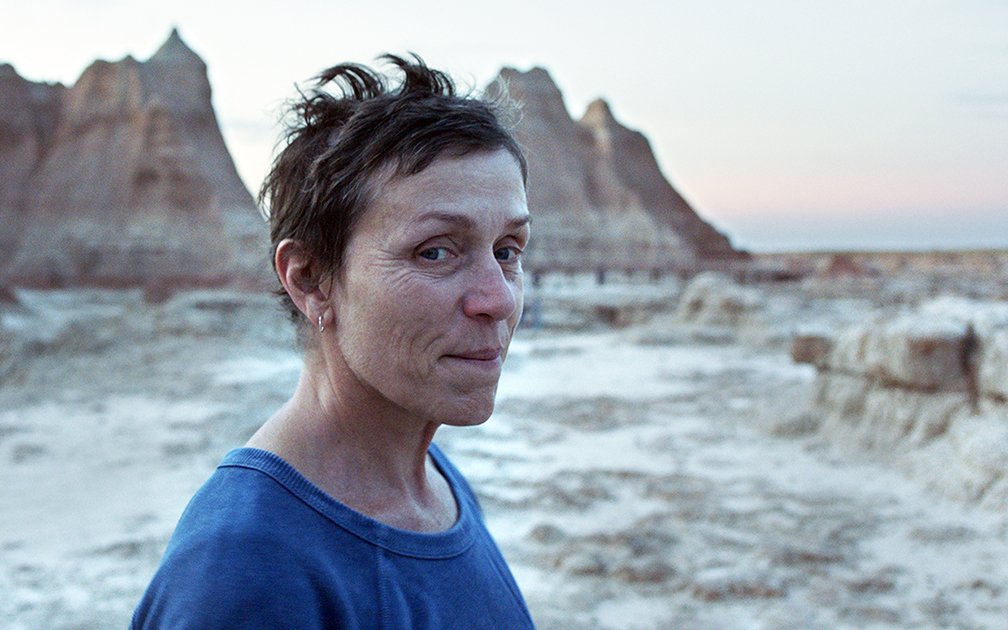 영화 노매드랜드의 여주인공 펀(Fern) 역을 맡은 프랜시스 맥도맨드(Frances McDormand).