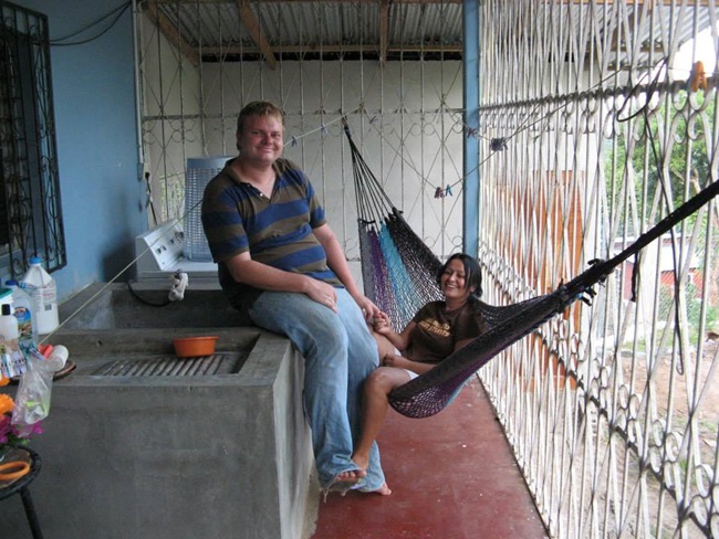 El Pastor Walker Somerville y su esposa Seiny trabajan como misioneros/as de CAMINO en Honduras desde 2009. Foto cortesía de la familia Somerville.