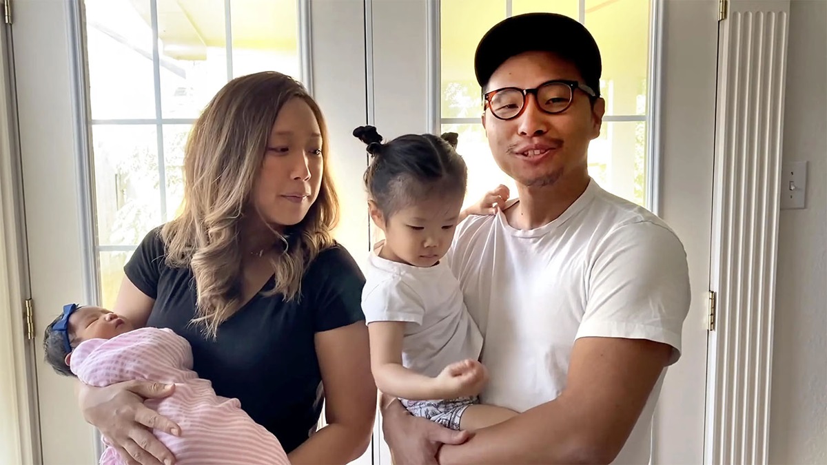 El Rev. Mike Whang, de la Iglesia Metodista Unida (IMU) Oikon en Houston, presenta uno de los cultos en línea con su familia el 23 de agosto de 2020. Foto cortesía de  IMU Oikon. El Rev. Mike Whang, de la Iglesia Metodista Unida (IMU) Oikon en Houston, presenta uno de los cultos en línea con su familia el 23 de agosto de 2020. Foto cortesía de  IMU Oikon.