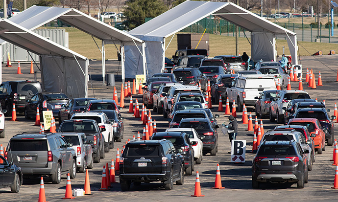 Drivers line up for COVID-19 vaccinations and testing at a site administered by Meharry Medical College in Nashville, Tenn. The United Methodist-related school works with Metro Nashville government to manage the city’s free COVID-19 drive-through testing sites. Photo by Mike DuBose, UM News.