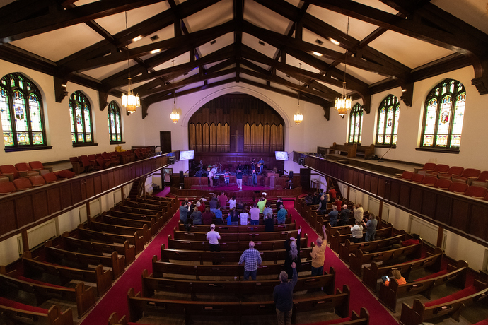 Magnolia Avenue United Methodist Church was built in 1926 and once had an average worship attendance of 750 people. The church hosts a free medical clinic and free lunch on Mondays. Photo by Mike DuBose, UM News.