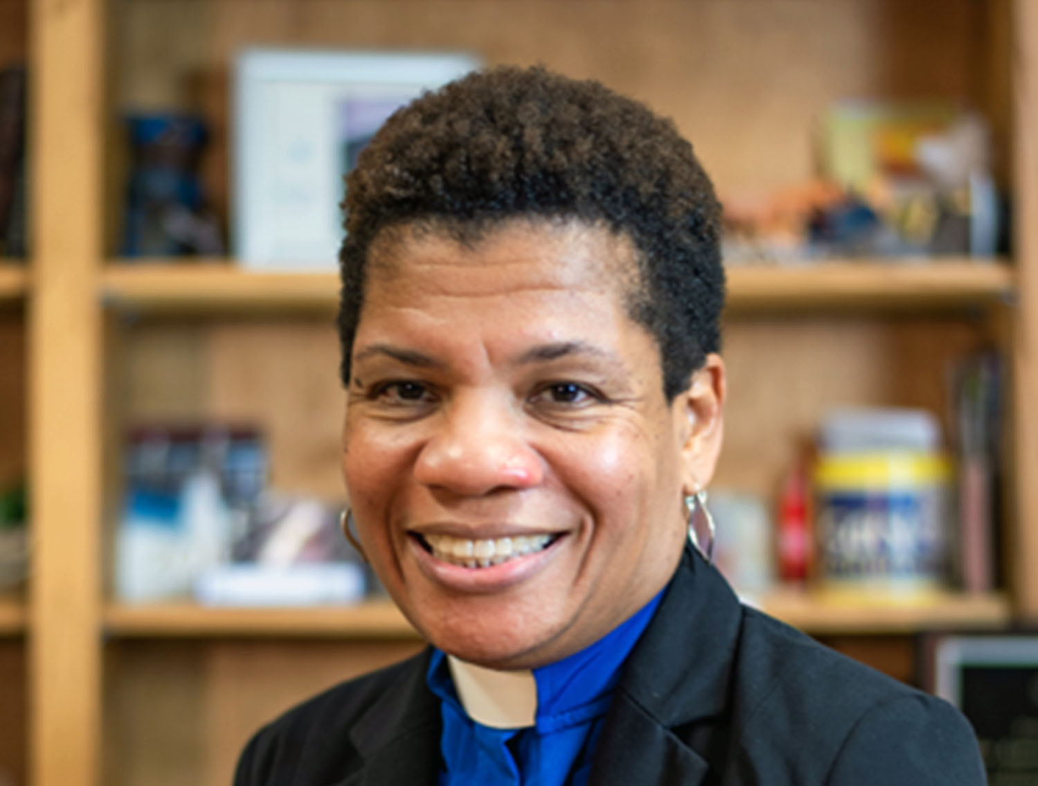 O Revda. Autura Eason-Williams, superintendente do distrito metodista unido, de 52 anos, foi morta por dois adolescentes em 18 de julho em frente à sua casa para roubar seu carro. Foto cortesia do BMCR (Caucus Metodista Negro para Renovação da Igreja).