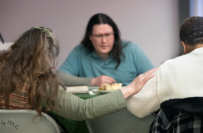 The Rev. Murray Crookes leads the weekly Bible study at Every Nation United Methodist Church. Photo by Mike DuBose, UM News.